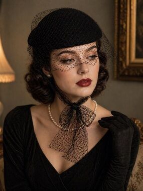 Vintage STETSON FIFTH AVENUE Navy 40's/50's Felt Pillbox Hat